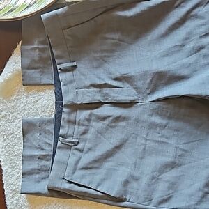 REPOSH like new men's Bonobos gray flat front chinos 36x32